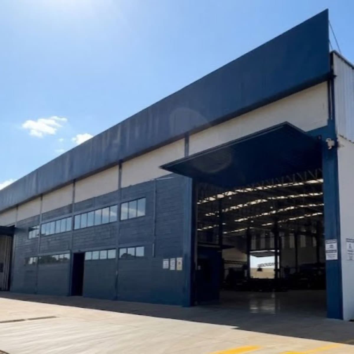 Galpão da fábrica da Outlet dos Portões em São José do Rio Preto